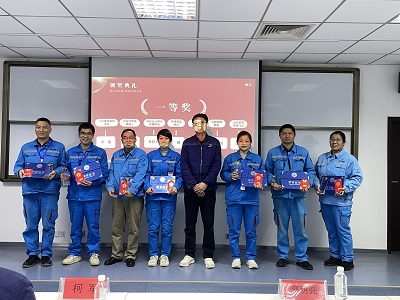 合影-1.jpg